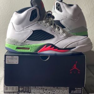 AIR JORDAN 5 RETRO